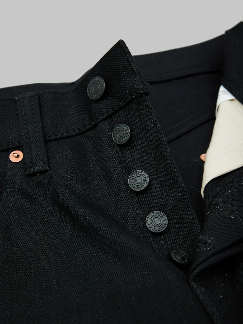 Momotaro 0405-B 15.7oz Black x Black High Tapered Jeans - Image 13
