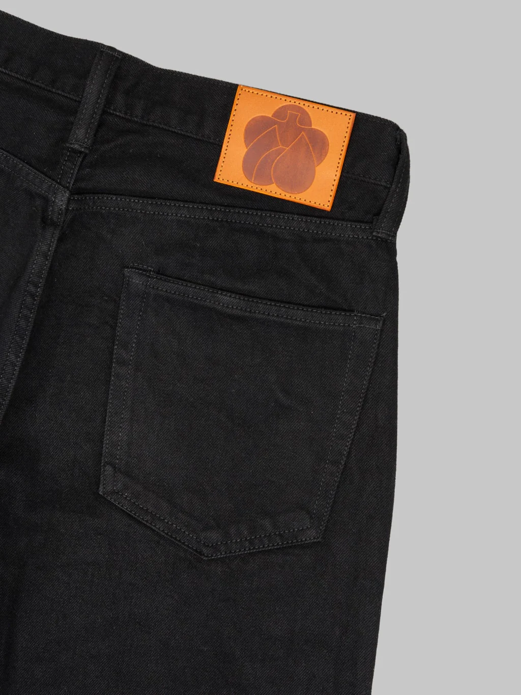 Momotaro MMJE6401 15oz #100 "Kyotomontsuki Dyed" Straight Black Jeans - Image 16