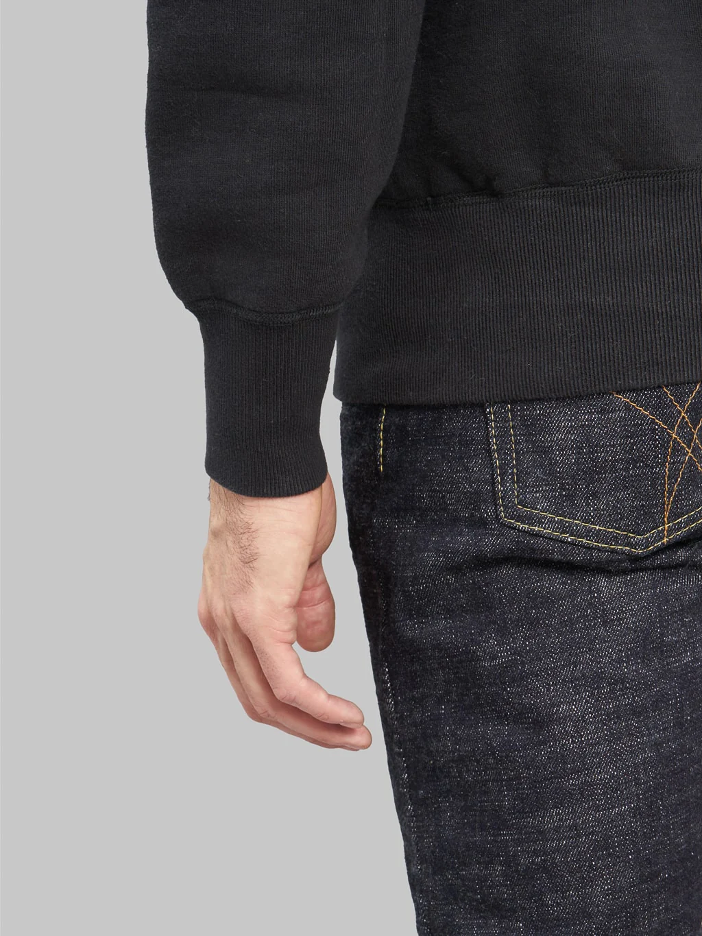 The Strike Gold Loopwheeled Sweatshirt Black - Image 5