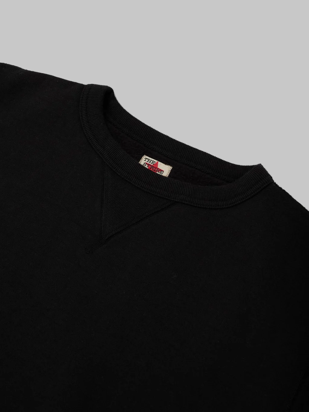 The Strike Gold Loopwheeled Sweatshirt Black - Image 8