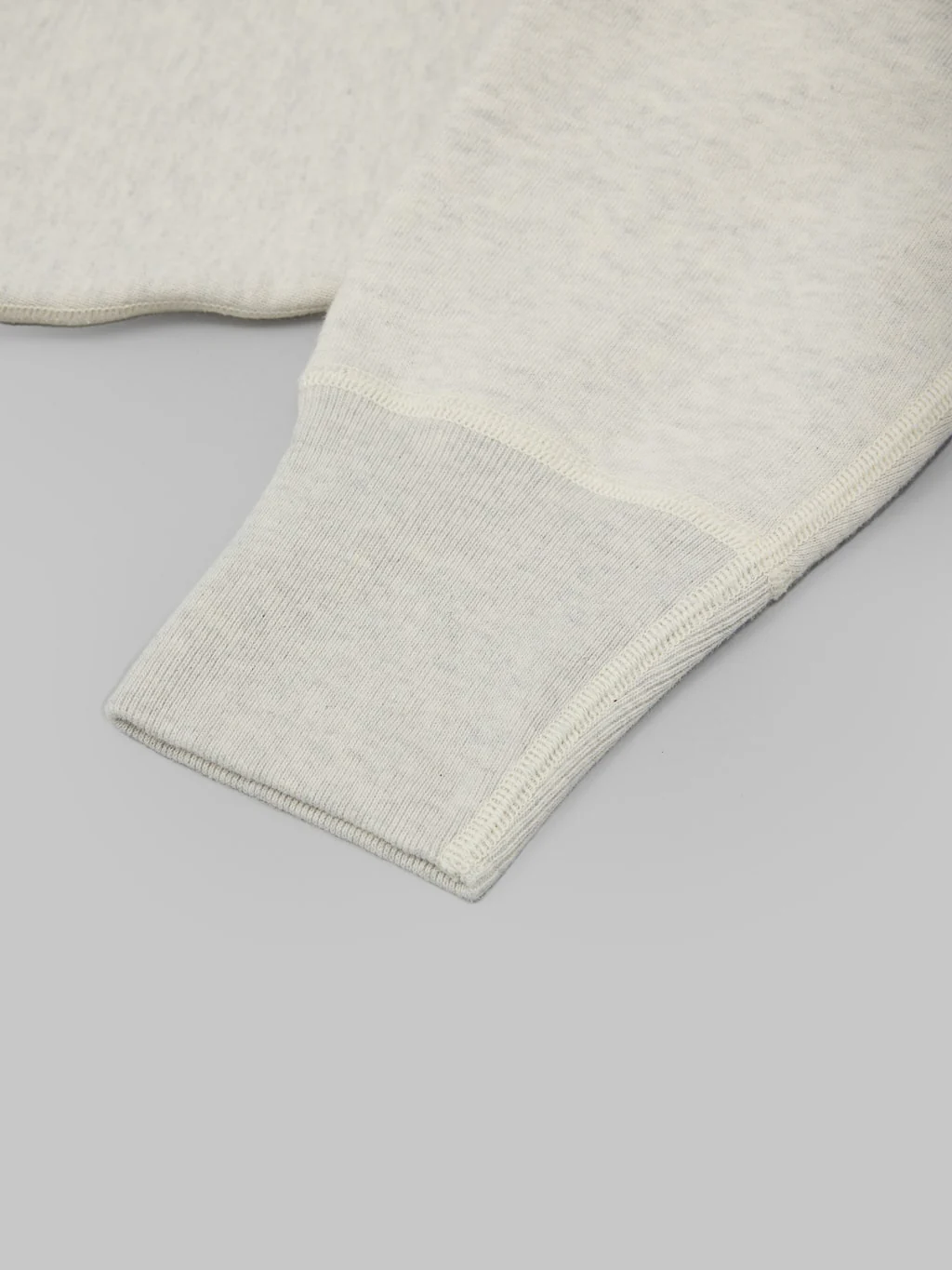 The Strike Gold Loopwheeled Sweatshirt Oatmeal - Image 13