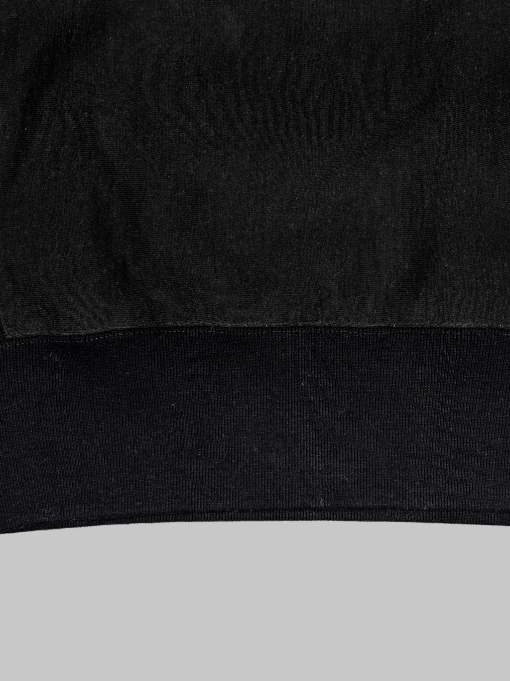 UES New Purcara Sweatshirt Black - Image 11